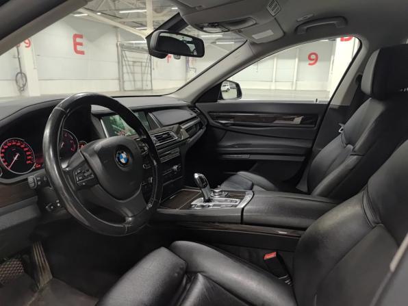 BMW 7 серии V (F01/F02/F04) Рестайлинг с пробегом 2012 года, цена 2 000 000 рублей, 246006 км, седан, Автокод Объявления