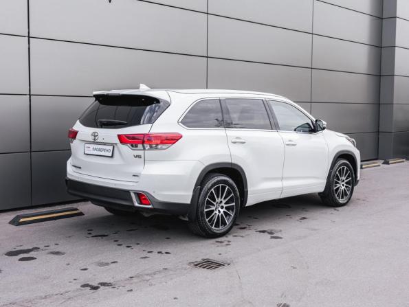 Toyota Highlander III (XU50) Рестайлинг с пробегом 2018 года, цена 3 998 000 рублей, 119600 км, внедорожник, Автокод Объявления