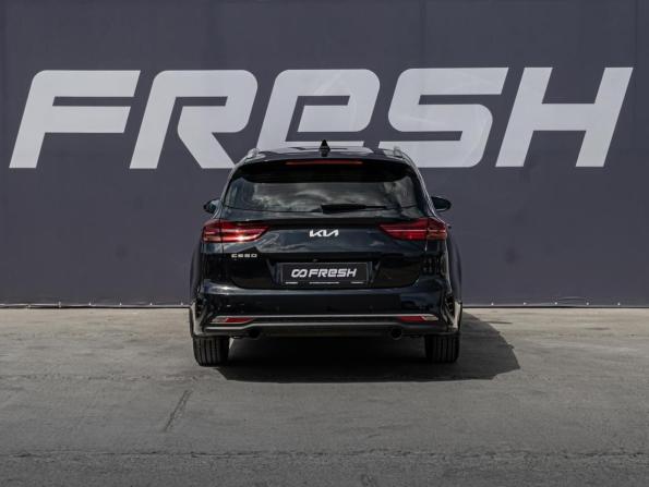 Kia Ceed III Рестайлинг с пробегом 2022 года, цена 1 899 000 рублей, 78149 км, универсал, Автокод Объявления
