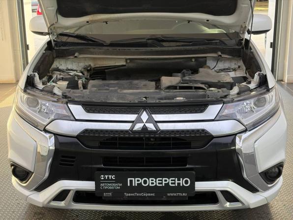 Mitsubishi Outlander III Рестайлинг 3 с пробегом 2022 года, цена 2 500 000 рублей, 48306 км, внедорожник, Автокод Объявления