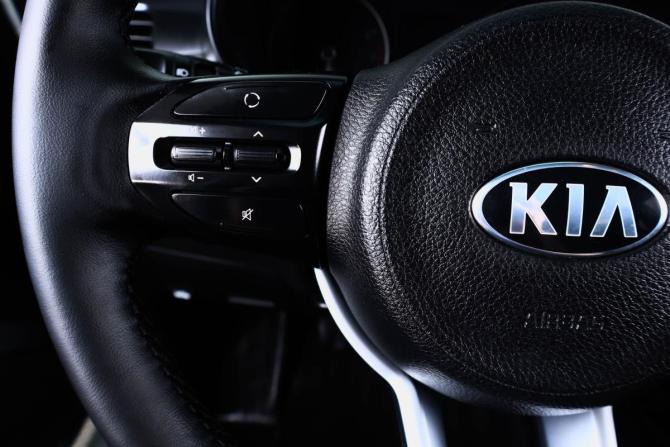 Kia Rio IV с пробегом 2017 года, цена 1 199 000 рублей, 168480 км, седан, Автокод Объявления