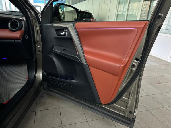 Toyota RAV4 IV (XA40) с пробегом 2013 года, цена 1 700 000 рублей, 141718 км, внедорожник, Автокод Объявления
