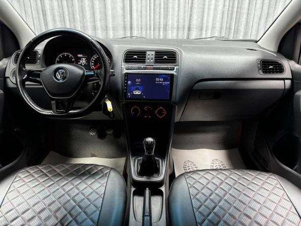 Volkswagen Polo V Рестайлинг с пробегом 2016 года, цена 999 000 рублей, 164133 км, седан, Автокод Объявления
