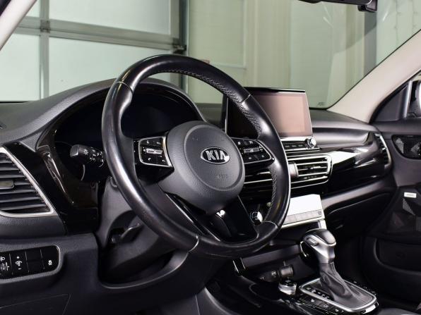 Kia Seltos I с пробегом 2021 года, цена 2 524 995 рублей, 28341 км, внедорожник, Автокод Объявления