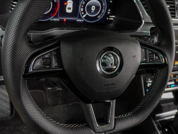 Skoda Superb IV с пробегом 2024 года, цена 2 979 000 рублей, 47256 км, лифтбек, Автокод Объявления