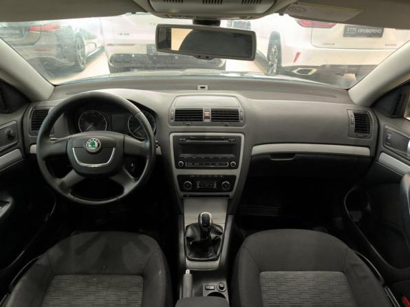 Skoda Octavia II (A5) Рестайлинг с пробегом 2012 года, цена 679 000 рублей, 252609 км, лифтбек, Автокод Объявления