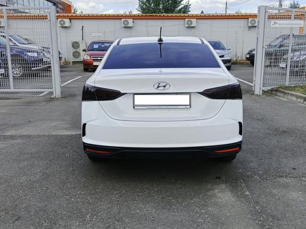Hyundai Solaris II Рестайлинг с пробегом 2022 года, цена 1 650 000 рублей, 53497 км, седан, Автокод Объявления