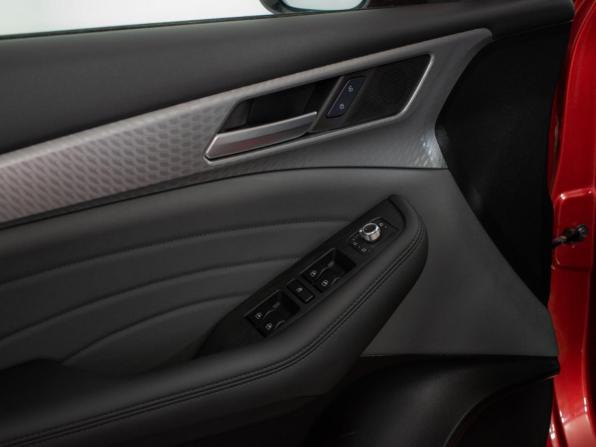 Haval F7 I Рестайлинг с пробегом 2023 года, цена 2 500 000 рублей, 4721 км, внедорожник, Автокод Объявления