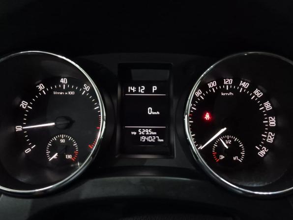 Skoda Yeti I Рестайлинг с пробегом 2017 года, цена 1 320 000 рублей, 194026 км, внедорожник, Автокод Объявления