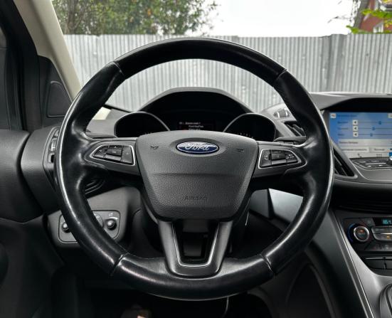 Ford Kuga II Рестайлинг с пробегом 2018 года, цена 1 620 000 рублей, 179770 км, внедорожник, Автокод Объявления