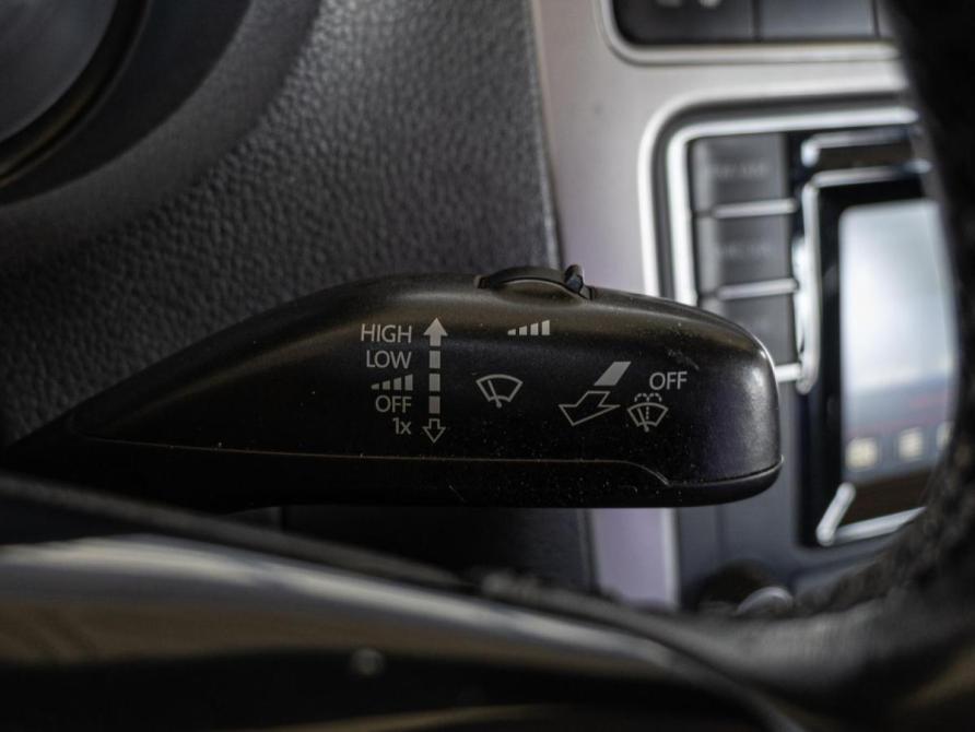Volkswagen Polo V Рестайлинг Краснодар  - изображение 18