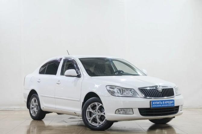 Skoda Octavia II (A5) Рестайлинг с пробегом 2012 года, цена 749 000 рублей, 343000 км, лифтбек, Автокод Объявления