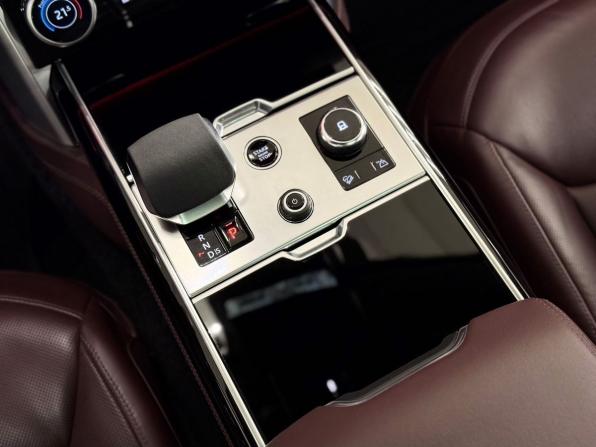 Land Rover Range Rover V с пробегом 2023 года, цена 18 500 000 рублей, 69366 км, внедорожник, Автокод Объявления