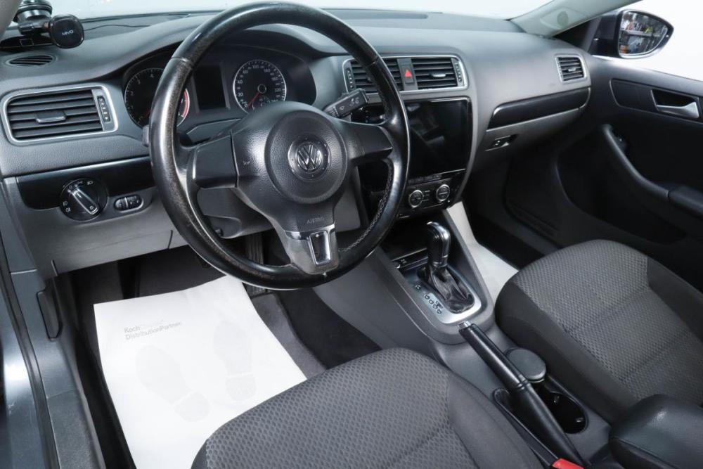 Volkswagen Jetta VI Челябинск  - изображение 10