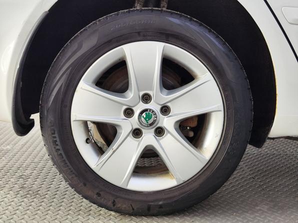 Skoda Octavia II (A5) Рестайлинг с пробегом 2011 года, цена 720 000 рублей, 272116 км, лифтбек, Автокод Объявления