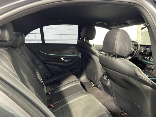 Mercedes-Benz E-Класс V (W213 S213 C238) Рестайлинг с пробегом 2021 года, цена 4 340 000 рублей, 111158 км, седан, Автокод Объявления