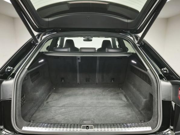 Audi Q8 I (4M) с пробегом 2021 года, цена 6 998 000 рублей, 94479 км, внедорожник, Автокод Объявления