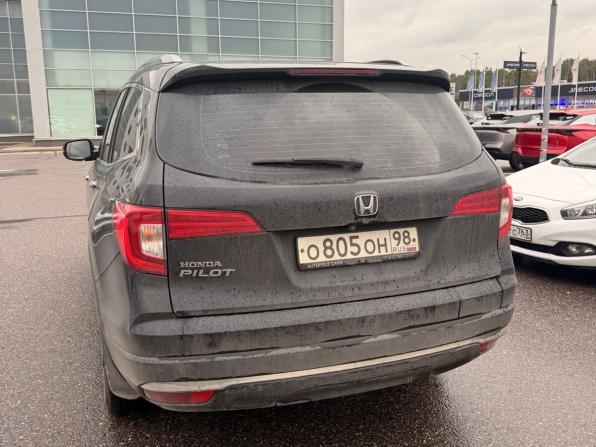 Honda Pilot III с пробегом 2018 года, цена 2 500 000 рублей, 243000 км, внедорожник, Автокод Объявления