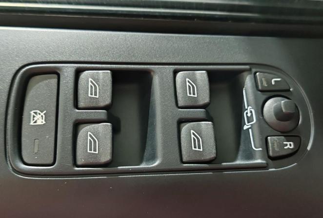 Land Rover Freelander II с пробегом 2007 года, цена 870 000 рублей, 323076 км, внедорожник, Автокод Объявления