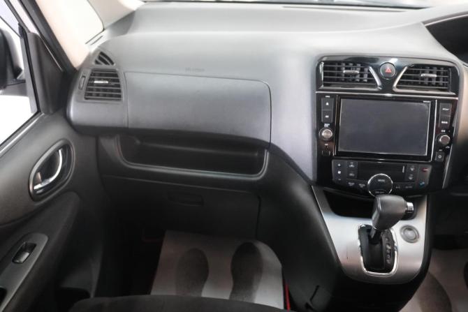 Nissan Serena IV (C26) с пробегом 2016 года, цена 1 549 000 рублей, 215000 км, минивэн, Автокод Объявления