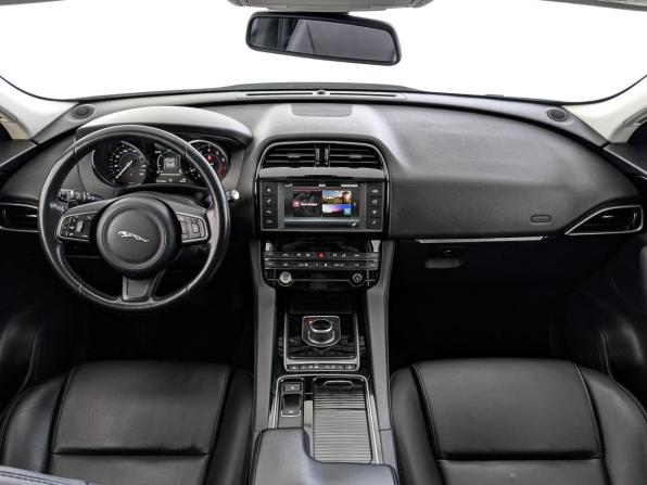 Jaguar F-Pace I с пробегом 2017 года, цена 2 520 000 рублей, 113144 км, внедорожник, Автокод Объявления