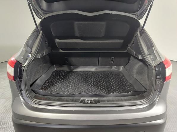 Nissan Qashqai II с пробегом 2015 года, цена 1 650 000 рублей, 134251 км, внедорожник, Автокод Объявления