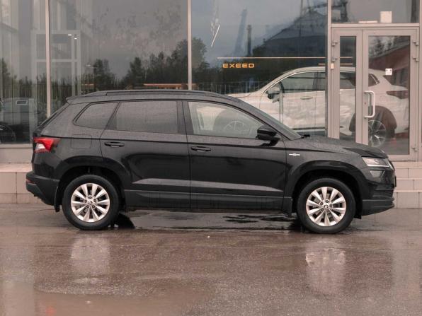 Skoda Karoq I с пробегом 2021 года, цена 2 200 000 рублей, 77517 км, внедорожник, Автокод Объявления