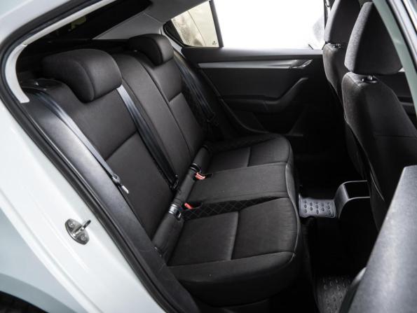 Skoda Octavia III (A7) Рестайлинг с пробегом 2018 года, цена 1 700 000 рублей, 87194 км, лифтбек, Автокод Объявления