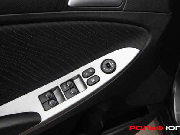 Hyundai Solaris I Рестайлинг с пробегом 2014 года, цена 978 000 рублей, 118983 км, седан, Автокод Объявления