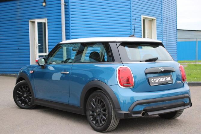 Mini Hatch III (F55/F56) Рестайлинг 2 с пробегом 2021 года, цена 2 379 000 рублей, 57265 км, хэтчбек, Автокод Объявления