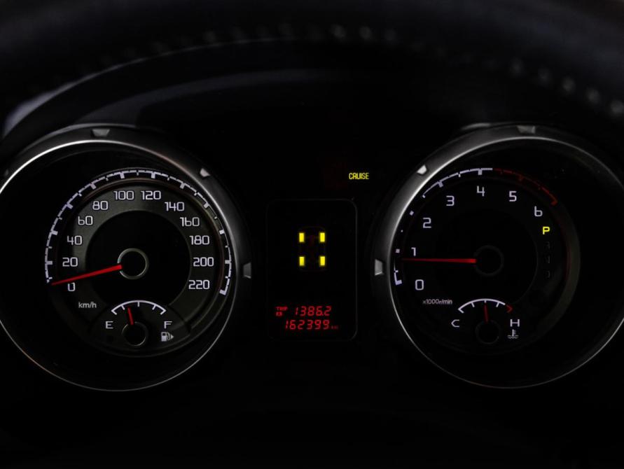 Mitsubishi Pajero IV Рестайлинг 1 Санкт-Петербург  - изображение 29