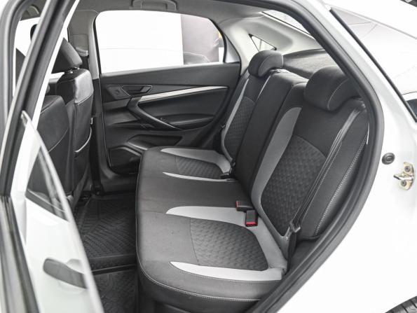 Lada (ВАЗ) Vesta I Рестайлинг (NG) с пробегом 2024 года, цена 1 350 111 рублей, 902 км, седан, Автокод Объявления