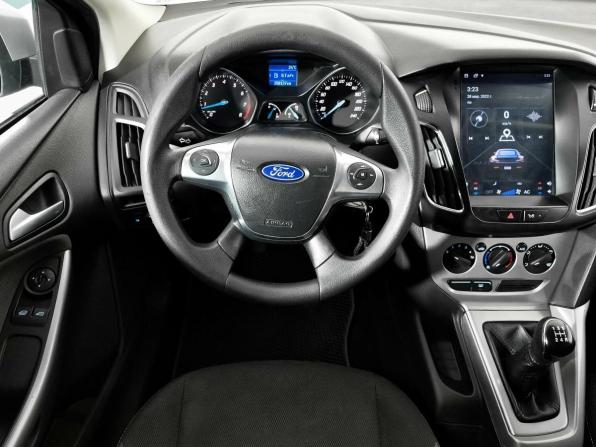 Ford Focus III с пробегом 2011 года, цена 599 000 рублей, 208137 км, хэтчбек, Автокод Объявления