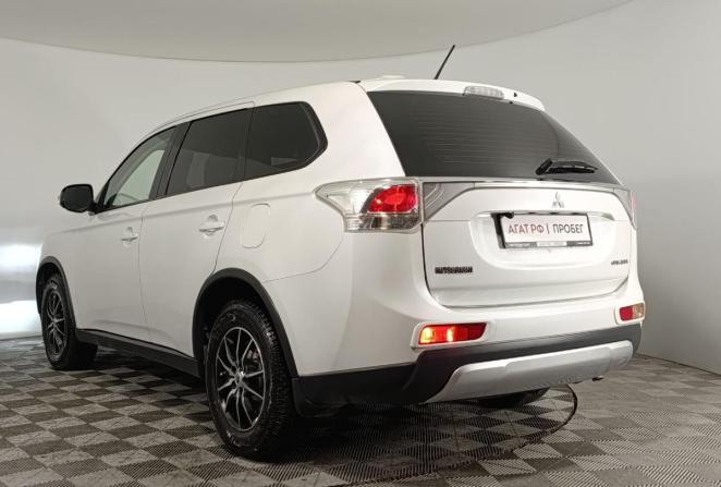 Mitsubishi Outlander III с пробегом 2014 года, цена 1 415 000 рублей, 181692 км, внедорожник, Автокод Объявления