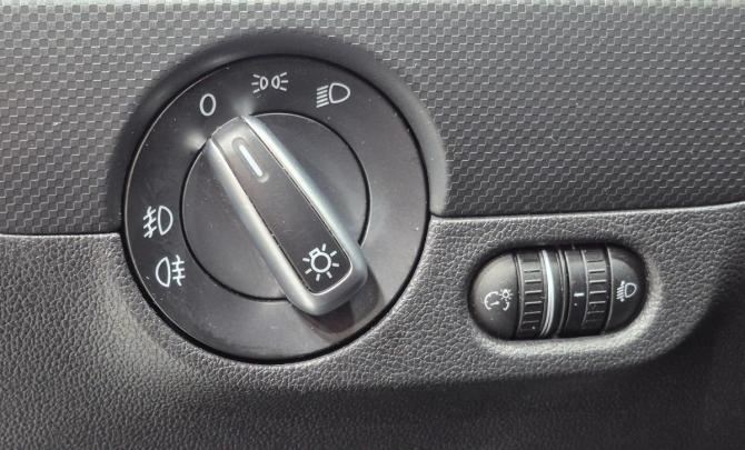 Volkswagen Jetta VI с пробегом 2014 года, цена 969 000 рублей, 98000 км, седан, Автокод Объявления