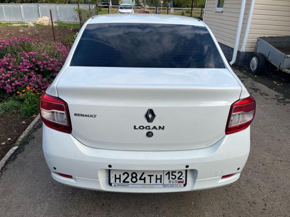 Renault Logan II с пробегом 2015 года, цена 819 000 рублей, 55221 км, седан, Автокод Объявления