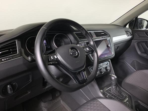 Volkswagen Tiguan II с пробегом 2020 года, цена 2 700 000 рублей, 65911 км, внедорожник, Автокод Объявления