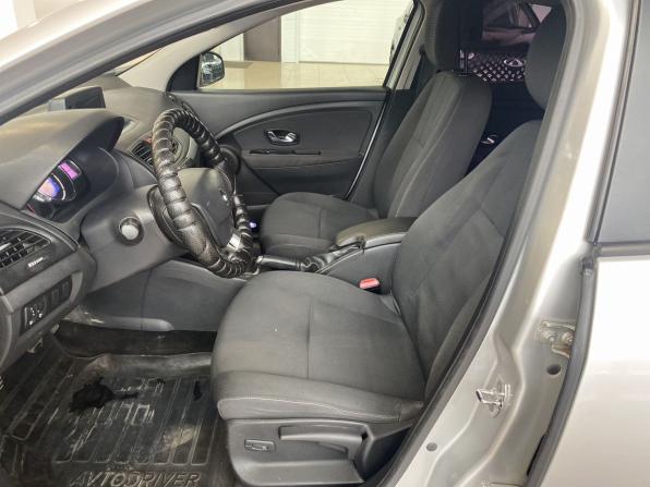 Renault Fluence I с пробегом 2011 года, цена 460 000 рублей, 169039 км, седан, Автокод Объявления