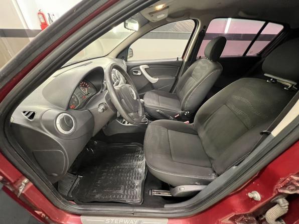 Renault Sandero I с пробегом 2011 года, цена 395 000 рублей, 254000 км, хэтчбек, Автокод Объявления