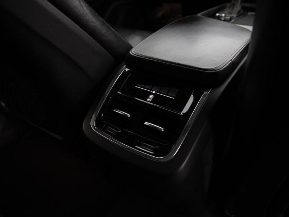 Volvo XC90 II с пробегом 2015 года, цена 2 999 000 рублей, 237422 км, внедорожник, Автокод Объявления