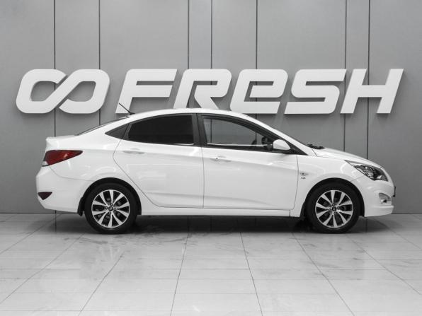 Hyundai Solaris I Рестайлинг с пробегом 2016 года, цена 1 370 000 рублей, 71331 км, седан, Автокод Объявления