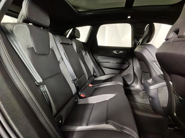 Volvo XC60 II Рестайлинг с пробегом 2025 года, цена 5 800 000 рублей, 4938 км, внедорожник, Автокод Объявления