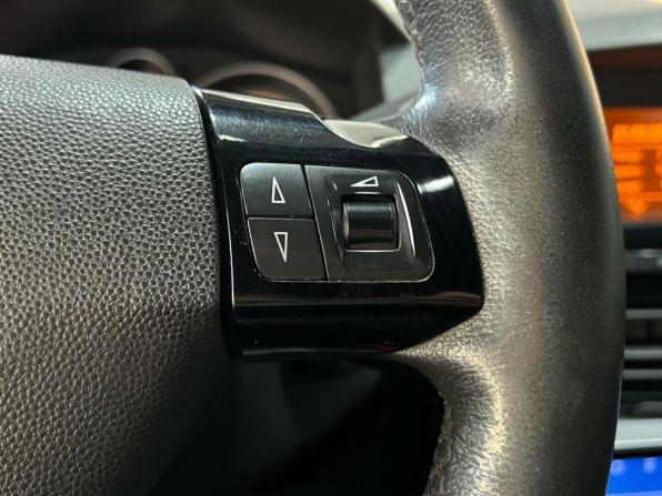 Opel Astra H Рестайлинг с пробегом 2008 года, цена 395 000 рублей, 254118 км, хэтчбек, Автокод Объявления