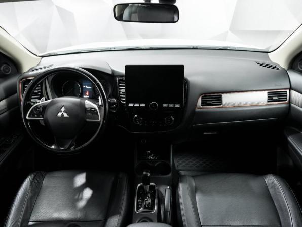 Mitsubishi Outlander III с пробегом 2014 года, цена 1 460 000 рублей, 196500 км, внедорожник, Автокод Объявления