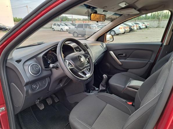 Renault Sandero II Рестайлинг с пробегом 2019 года, цена 975 000 рублей, 57920 км, хэтчбек, Автокод Объявления