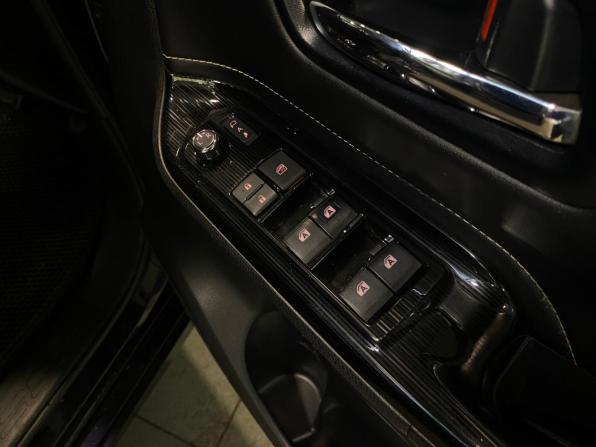 Toyota Esquire I Рестайлинг с пробегом 2019 года, цена 2 690 000 рублей, 97132 км, минивэн, Автокод Объявления