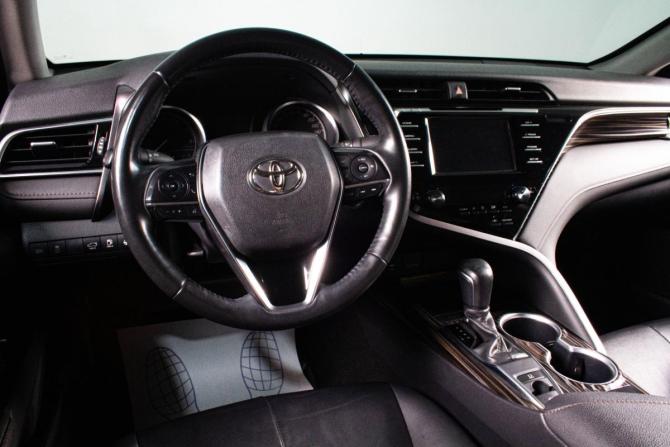 Toyota Camry VIII (XV70) с пробегом 2019 года, цена 3 099 000 рублей, 67356 км, седан, Автокод Объявления