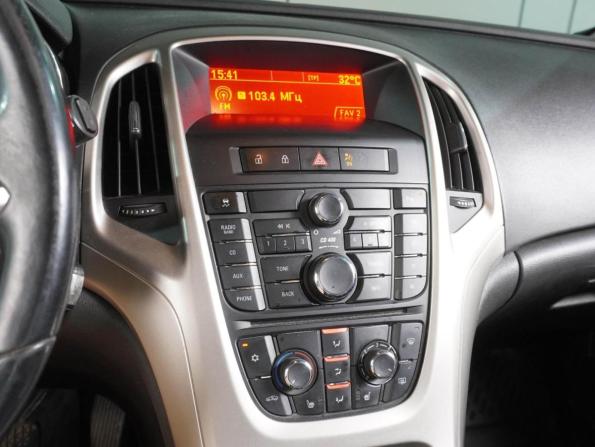 Opel Astra J с пробегом 2011 года, цена 749 000 рублей, 238993 км, хэтчбек, Автокод Объявления