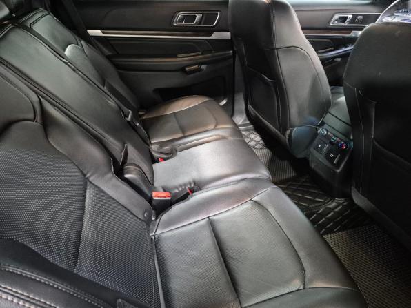 Ford Explorer V Рестайлинг 2 с пробегом 2018 года, цена 2 299 000 рублей, 197323 км, внедорожник, Автокод Объявления