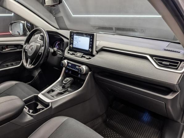 Toyota RAV4 V (XA50) с пробегом 2021 года, цена 3 280 000 рублей, 106000 км, внедорожник, Автокод Объявления